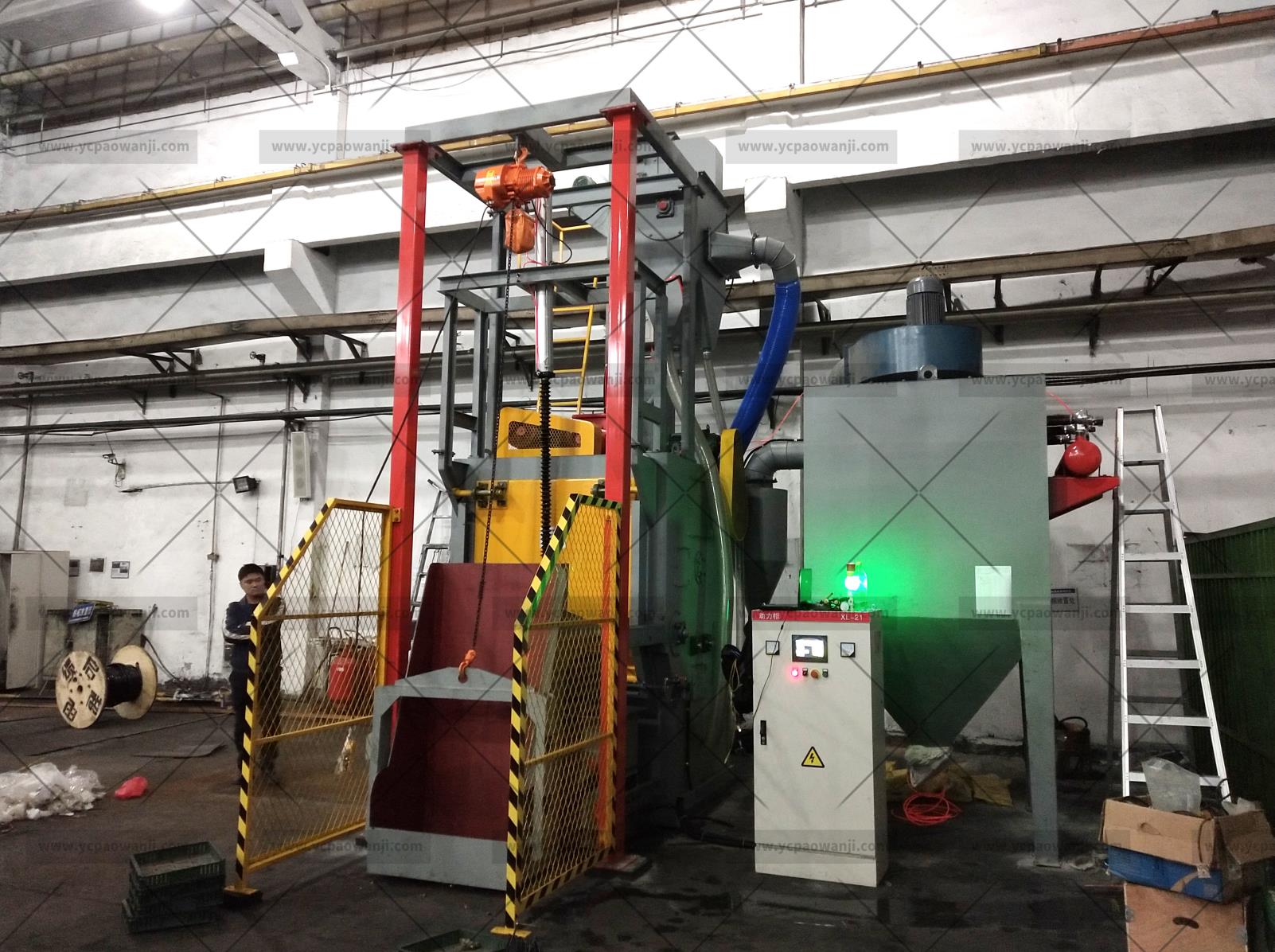 Q3210/3212履帶式拋丸機(jī)自動上下料 1